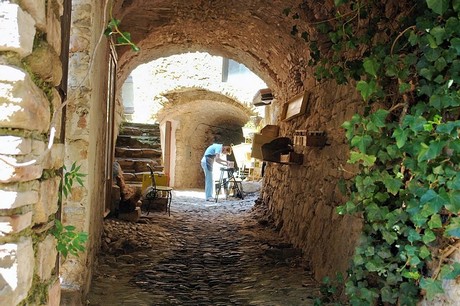 bussana-vecchia