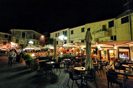 capoliveri-nacht