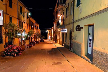 capoliveri-nacht