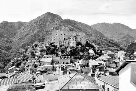 castelvecchio-di-rocca-barbena