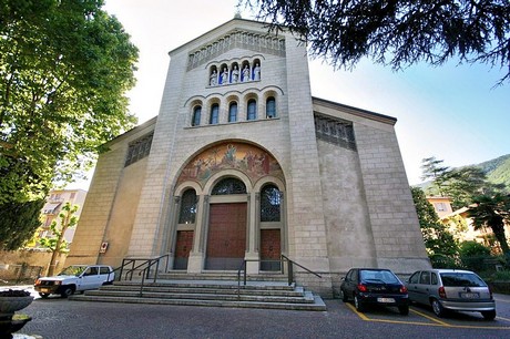 cernobbio-kirche