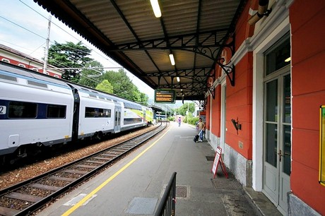 bahnhof