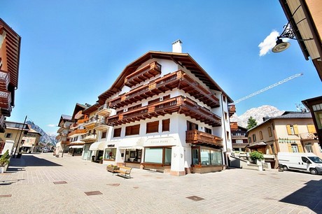 cortina-d-ampezzo