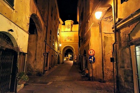 finalborgo-nacht