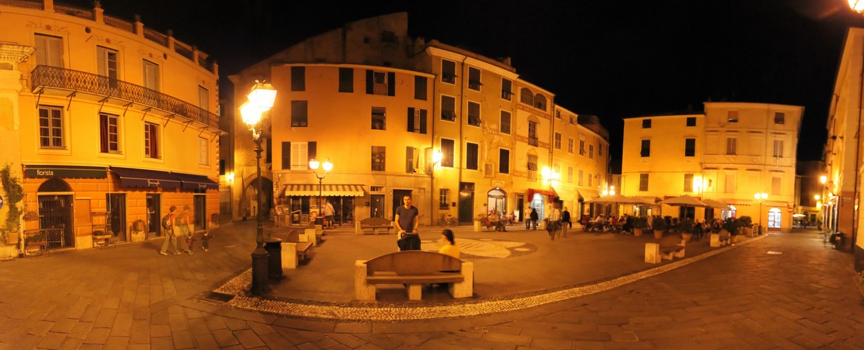 Finalborgo bei Nacht