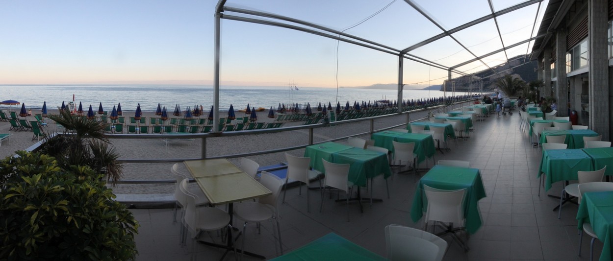 Finale Ligure am Abend 