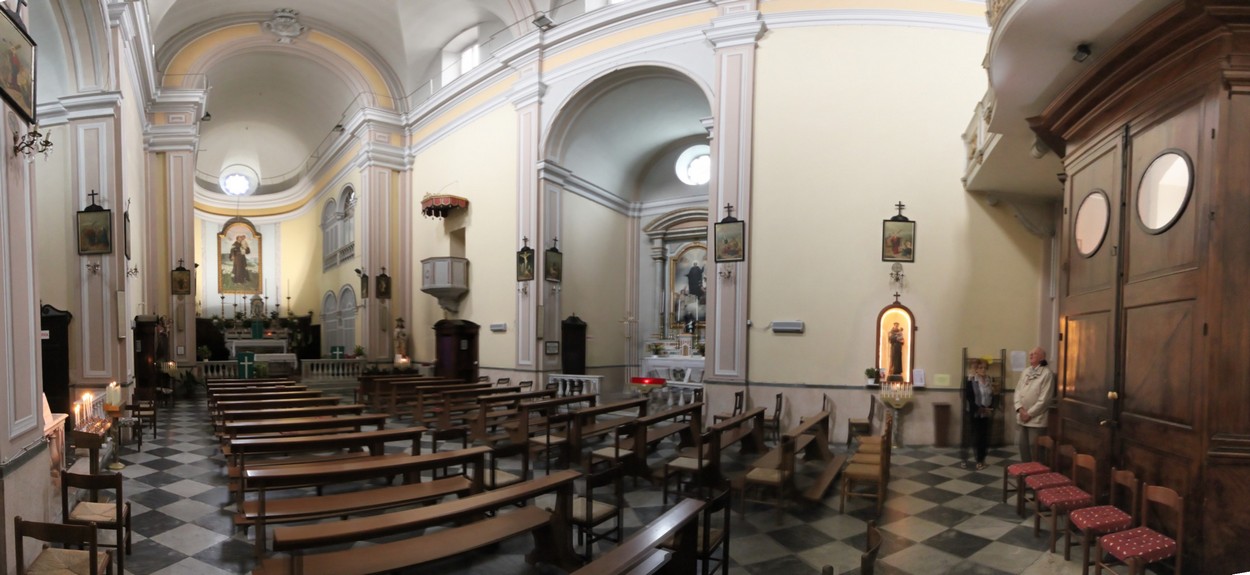 Finale Ligure - Kirche