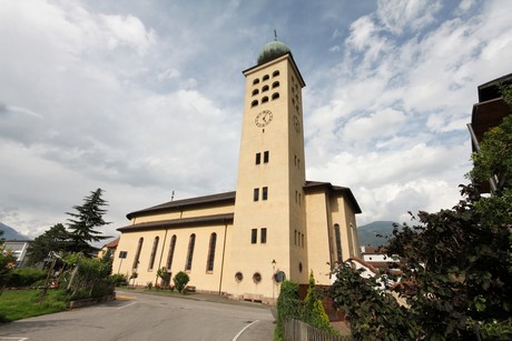 lana-kirche