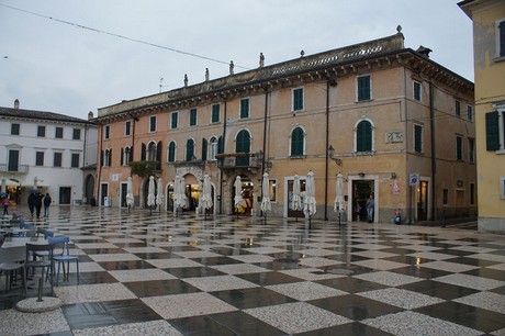 Lazise