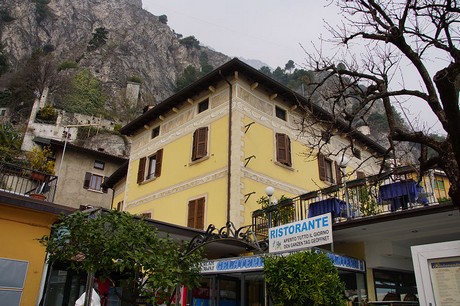 Limone