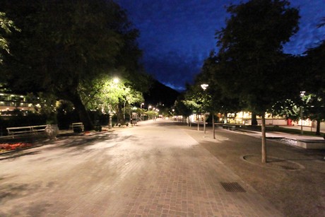 meran-am-abend