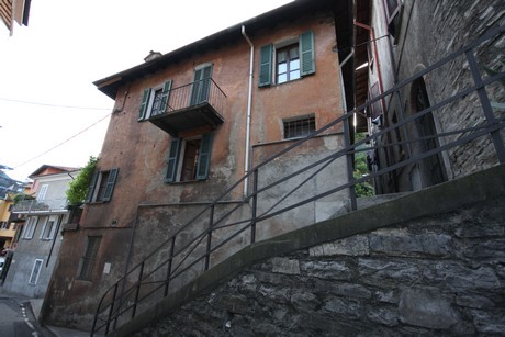 moltrasio