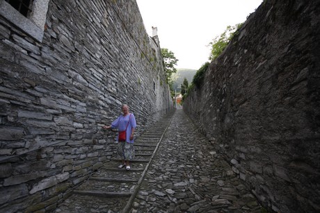 moltrasio