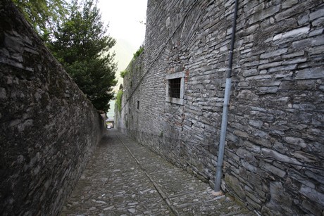 moltrasio