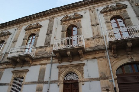 noto