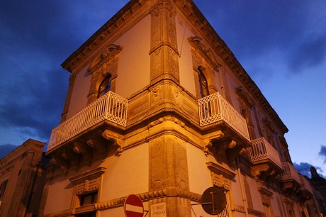 noto
