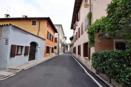 valvasone