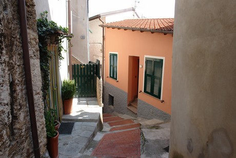ventimiglia-altstadt