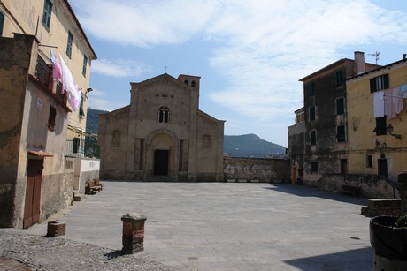 ventimiglia-altstadt