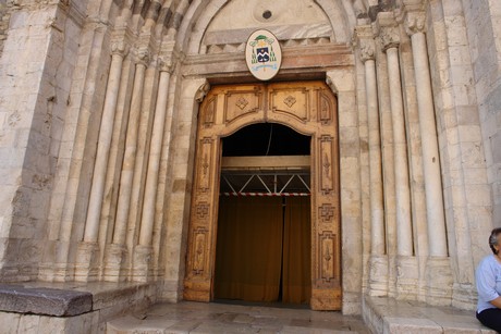 ventimiglia-kathedrale