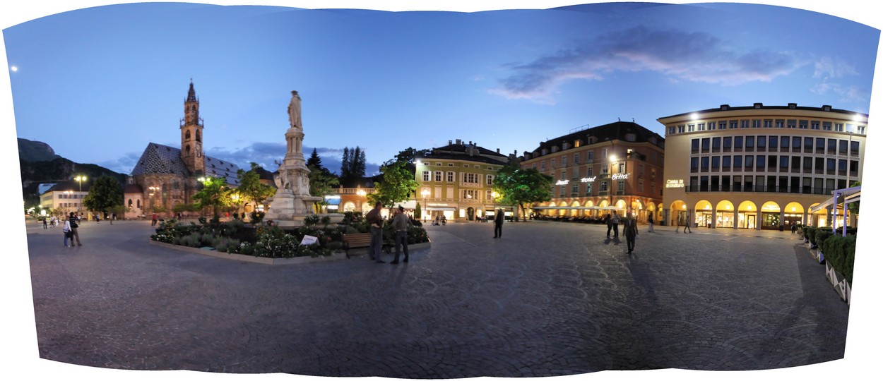 Bozen am Abend 